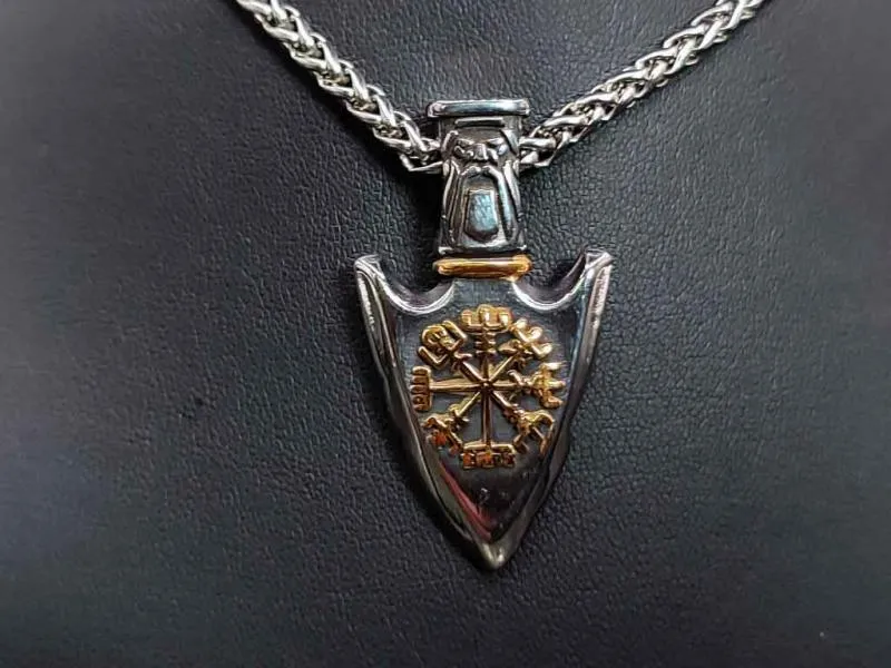 Speerspitze Gungnir Anhänger